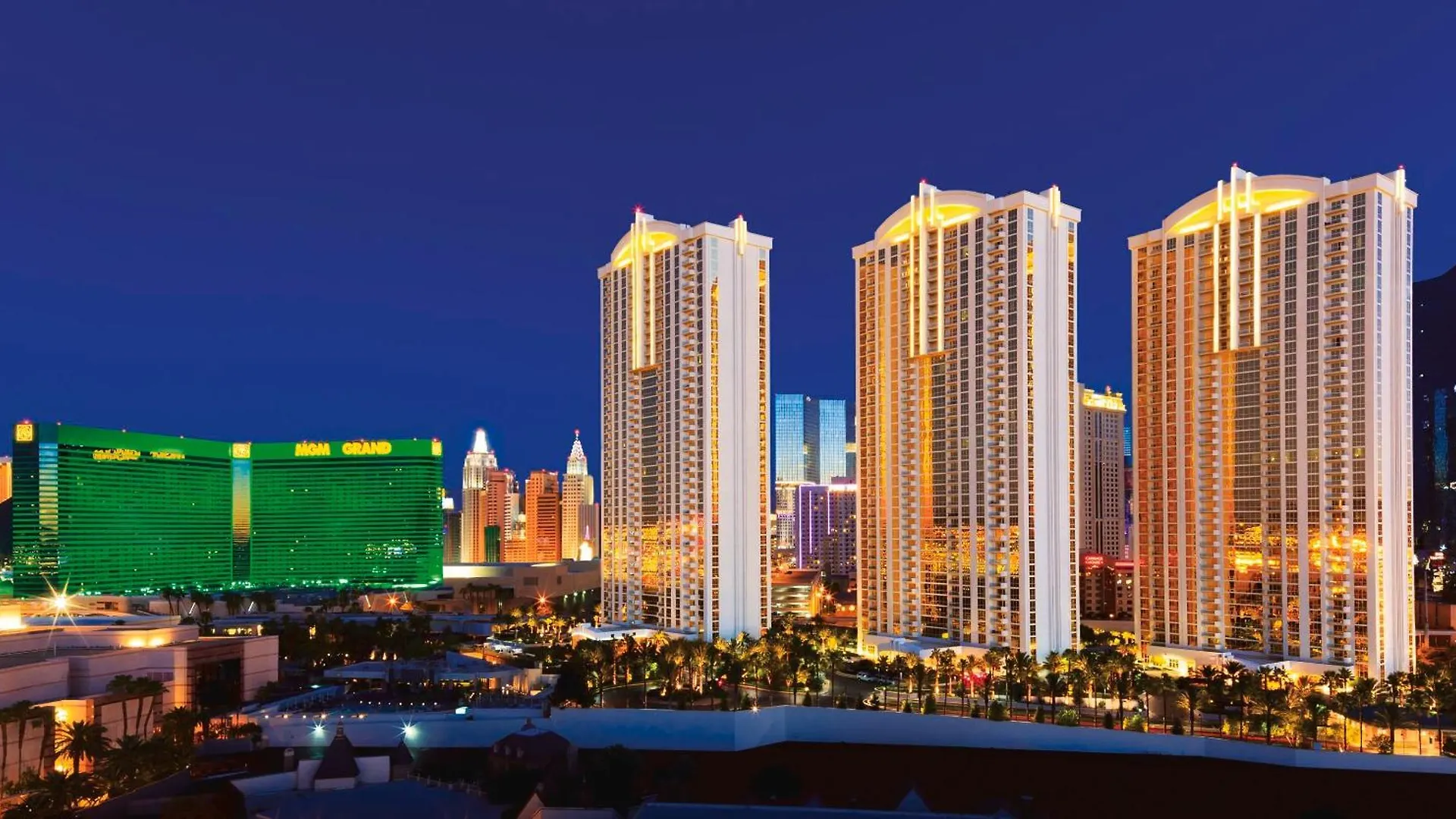 Отель Lucky Gem Penthouse & Luxury Suites At Signature Resort, Strip View 509 Лас-Вегас