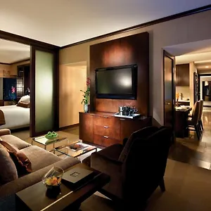 Hotel Vdara & Spa At Aria By Suiteness